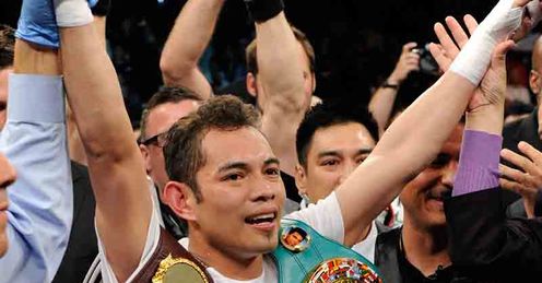 Nonito Donaire won on a split decision against Wilfredo Vazquez Jr
