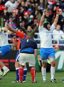 Italy s players celebrate after defeating France march 2011