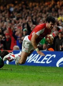 Mike Phillips try for Wales against Ireland Mike Phillips try for Wales against Ireland