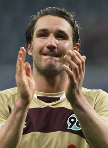 Schulz set for Hannover stay