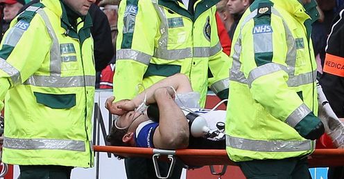 Olly Barkley carried off against Gloucester