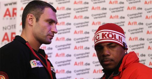 No glitch for Klitsch: Vladimir won't lose his strap to former amateur star