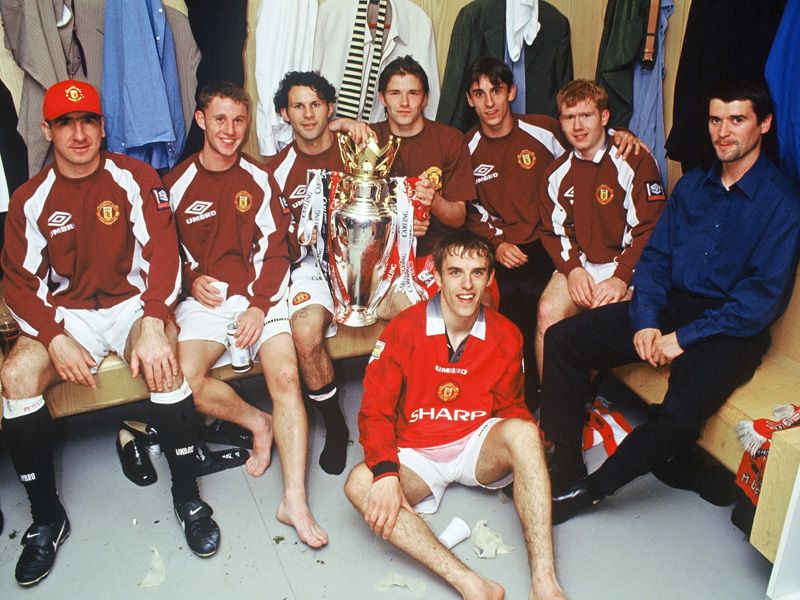 http://img.skysports.com/11/03/800x600/Ryan-Giggs-Premier-League-trophy-1996_2569165.jpg