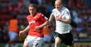 Parrett stays with Glovers