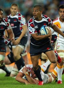 Kurtley Beale break for Waratahs against Chiefs Kurtley Beale break for Waratahs against Chiefs