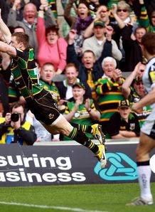 Saints crush Sharks Saints crush Sharks
