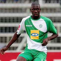 Eric-Mathoho-Bloemfontein-Celtic-defender_2600239.jpg