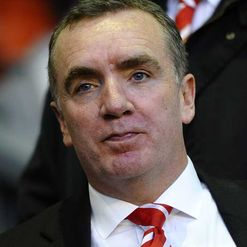 Ayre: Suarez staying put