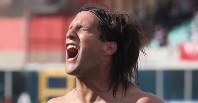 Harry quashes Silvestre talk