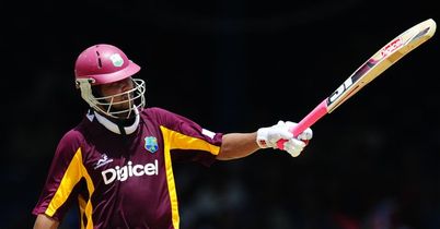 Foxes swoop for Sarwan