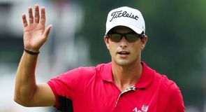 Adam Scott played some hot golf as he secured the lead at 8-under in the first round with the help of...