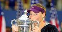 Stosur stuns Serena