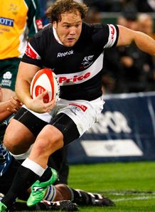 Kyle Cooper heads for the try line Sharks griquas Kyle Cooper heads for the try line Sharks griquas
