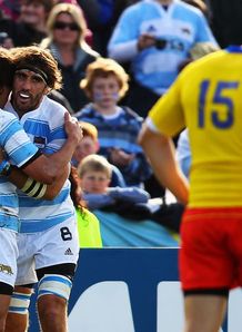 Lucas Gonzalez Amorosino congratulated by Juan Martin Fernandez Lobbe in Argentina versus Romania Lucas Gonzalez Amorosino congratulated by Juan Martin Fernandez Lobbe in Argentina versus Romania