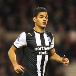 Ben Arfa: Hamstrung