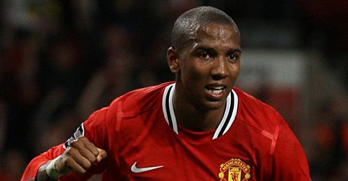 Manchester-United-v-Basel-Ashley-Young-celeb_2658186.jpg