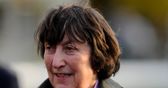 Knight to retire