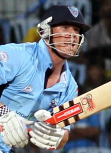 Warner's heroics in vain