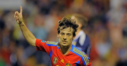 Silva shines on centre stage