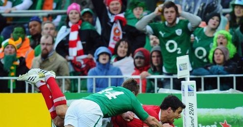 Phillips: superb try for Wales