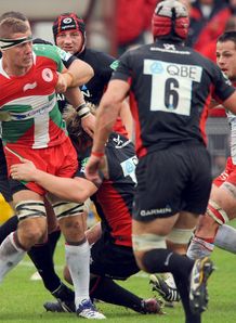 Biarritz s flanker Imanol Harinordoquy v Saracens HEC 2011 Biarritz s flanker Imanol Harinordoquy v Saracens HEC 2011
