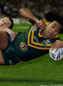 Aussies pile on the agony Aussies pile on the agony