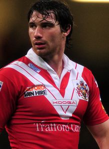 Smith inspires Reds romp Smith inspires Reds romp