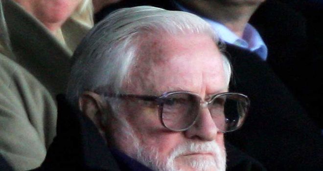 Leeds fans plan Bates protest | Football News Leeds fans plan Bates protest | Football News