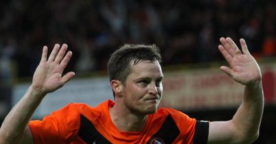 United hammer Saints in derby