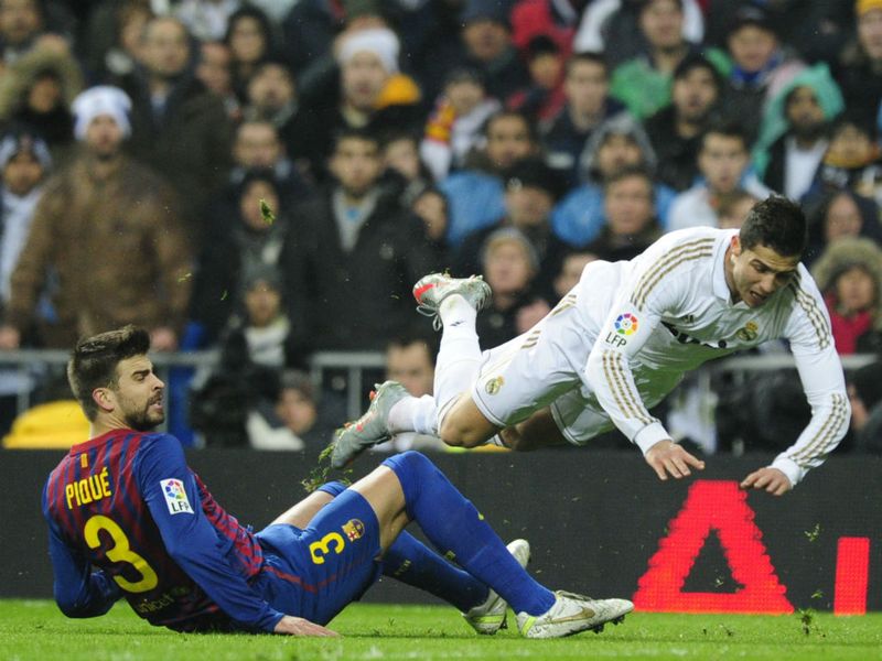 http://img.skysports.com/11/12/800x600/pique-ronaldo_2689480.jpg