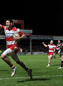 Gloucester Jonny May try