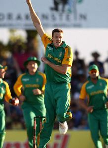Sri Lanka pummelled by Proteas