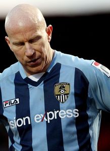Picture of Lee Hughes