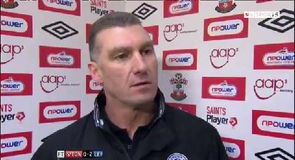 Foxes stun Saints