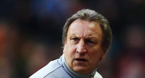 Leeds appoint Warnock