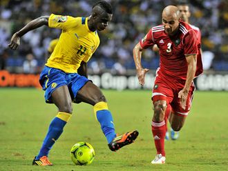 Mouloungui (L): Out but not down