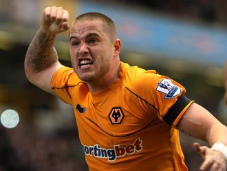 Michael Kightly: Back injury