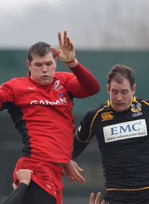 Hayden Smith of Saracens wins a line out Wasps v Saracens Hayden Smith of Saracens wins a line out Wasps v Saracens