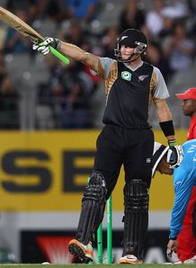 Guptill inspires Black Caps