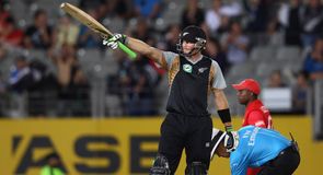 Guptill inspires Black Caps
