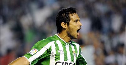 Santa Cruz wants Betis return
