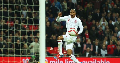 Ashley-Young-England-goal-v-Holland_2726260.jpg