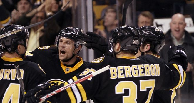 NHL: Bruins win division