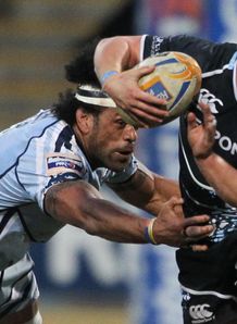 Glasgow v Cardiff Duncan Weir is tackled by Maama Molitika