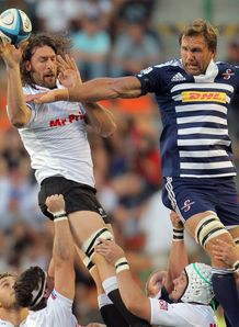 Ross Skeate claiming a line out for the Sharks Ross Skeate claiming a line out for the Sharks