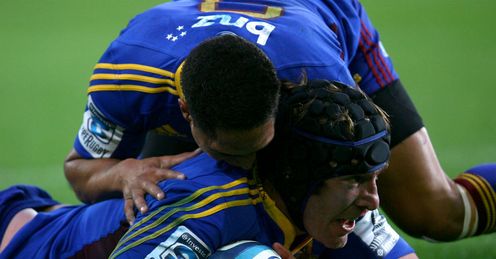 Andrew Hore scores for the Highlanders v Crusaders Andrew Hore scores for the Highlanders v Crusaders