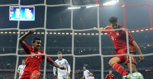  mario gomez scores bayern munich v basel