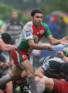 Biarritz breeze into final Biarritz breeze into final
