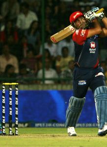 Super Sehwag slays Warriors