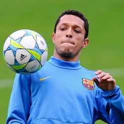 Adriano: Thigh muscle tear
